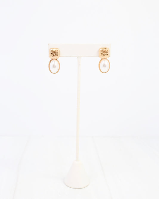 Mindy Textured Gold Drop Earring Pearl
