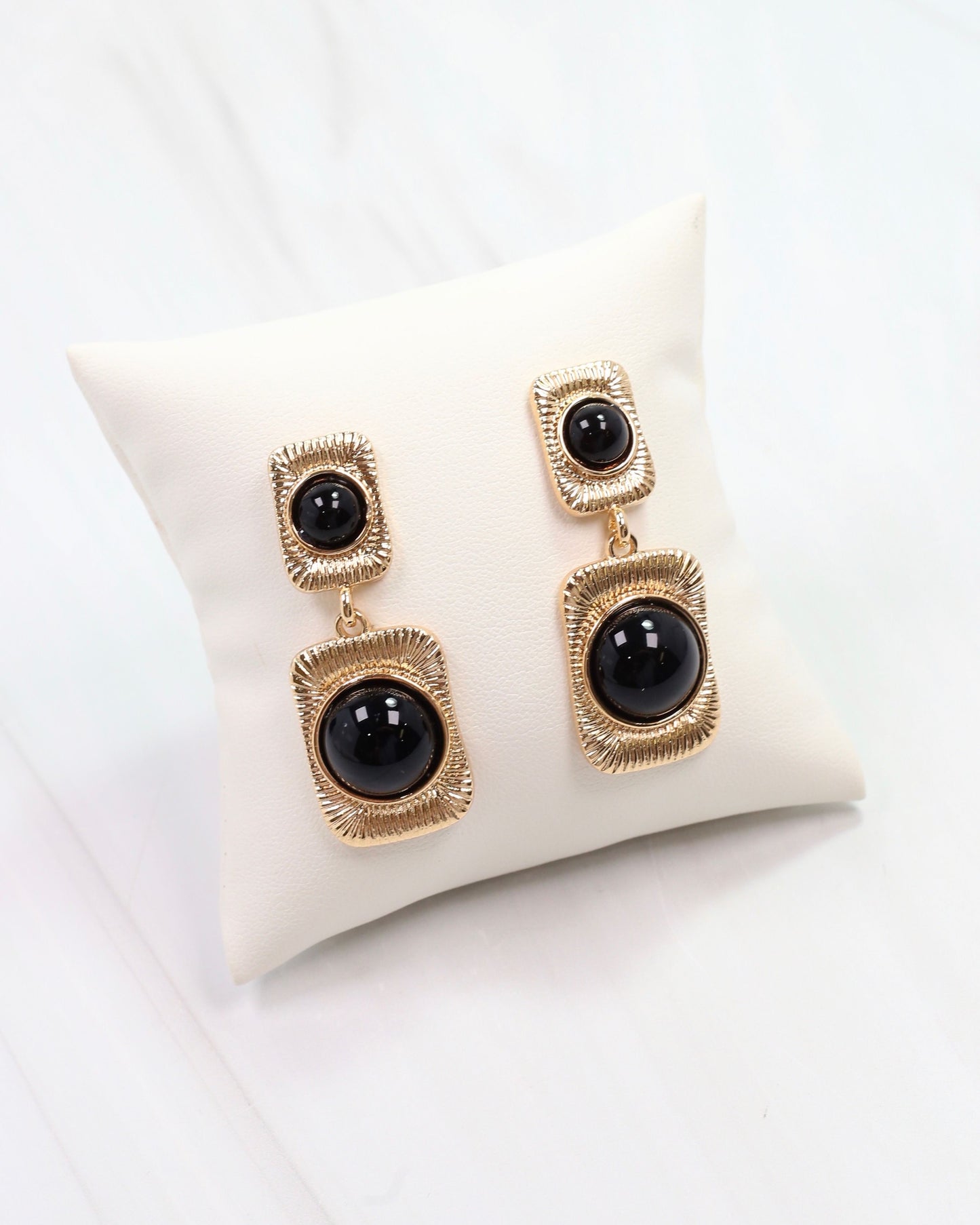Giovonnie Pearl Drop Earring BLACK