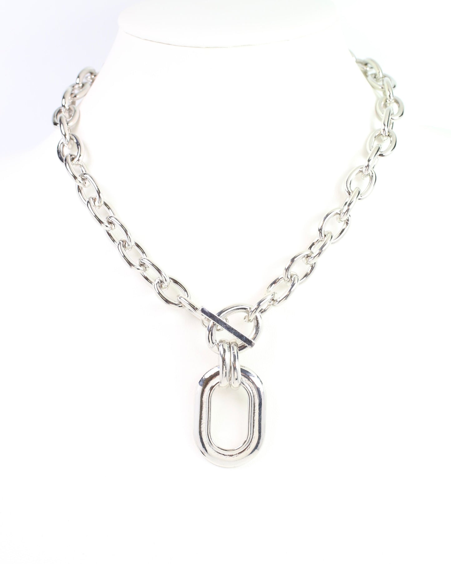 Francey Gold Oval Pendant Necklace Silver