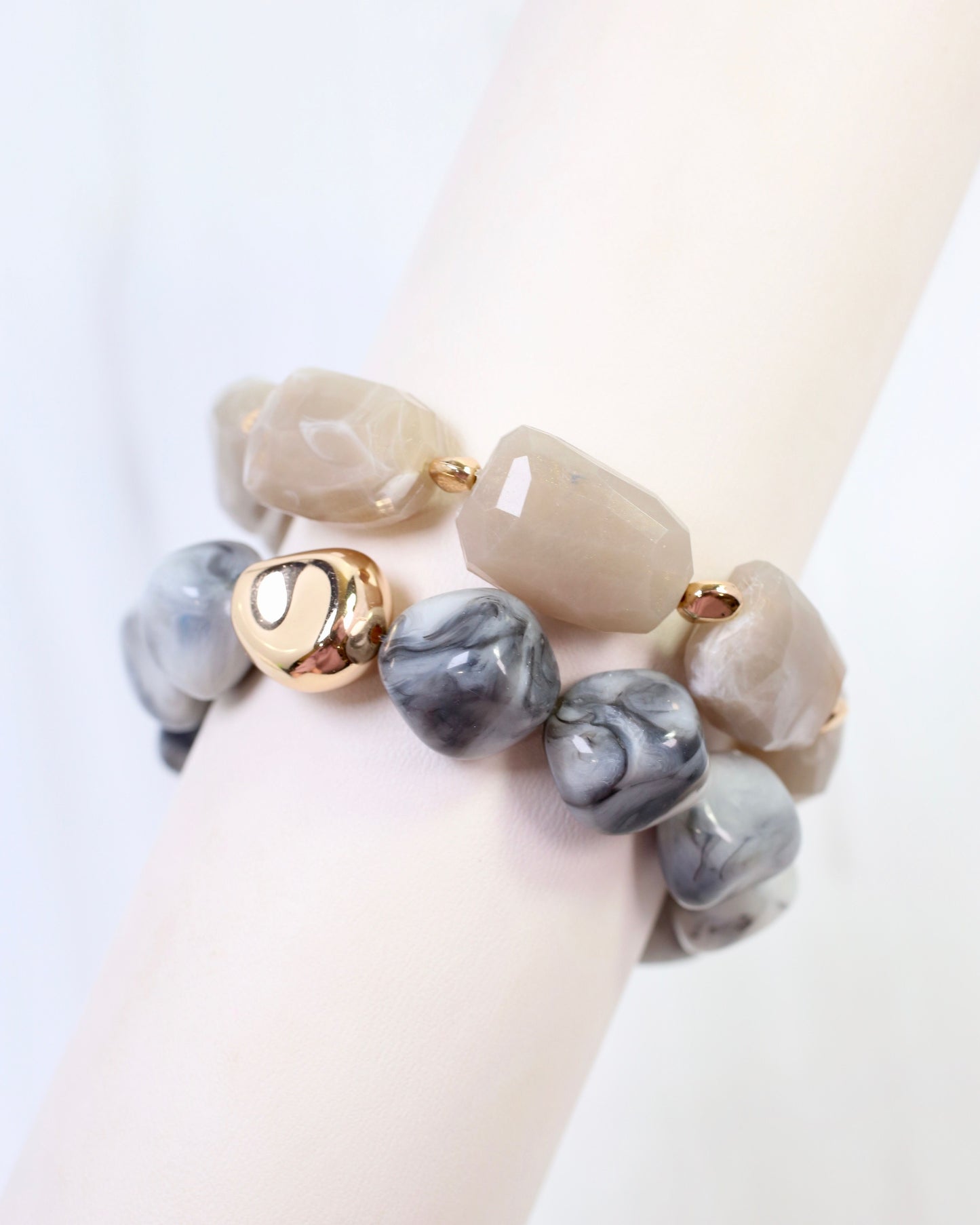Ginger Stone Stretch Bracelet Grey