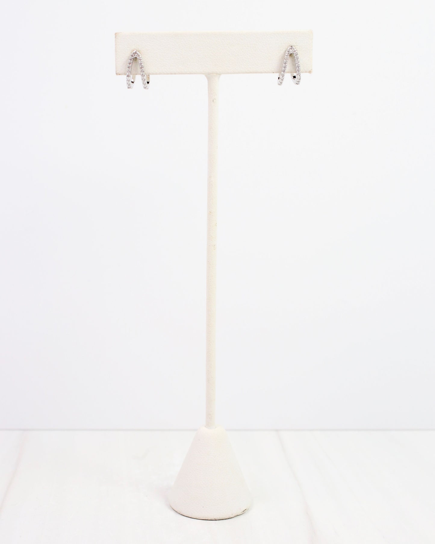 Sissy Huggie Earring Silver