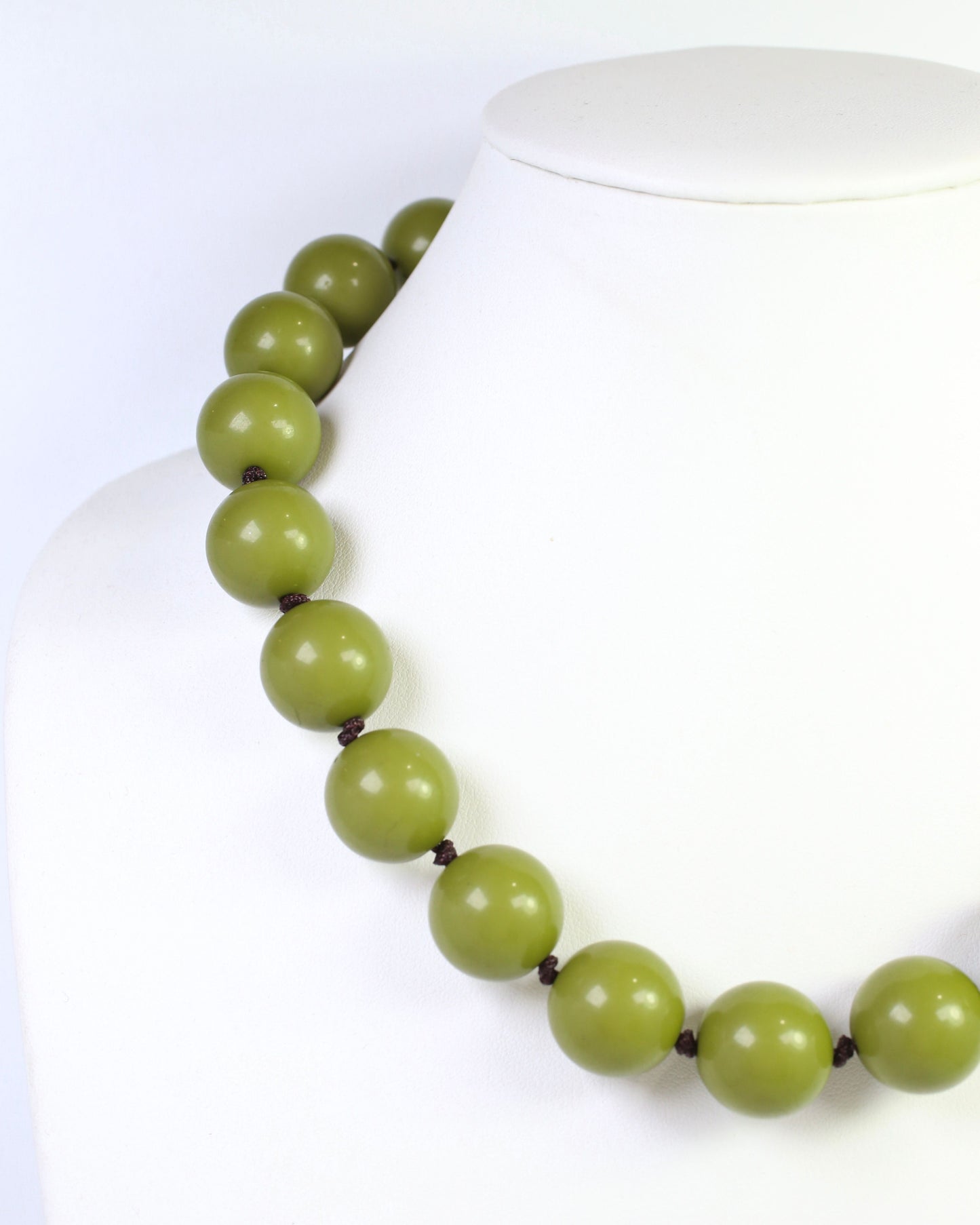 Deermont Beaded Necklace Olive