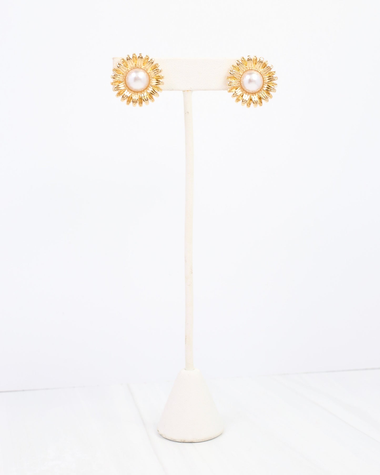 Fiona Pearl Flower Earring WR Gold