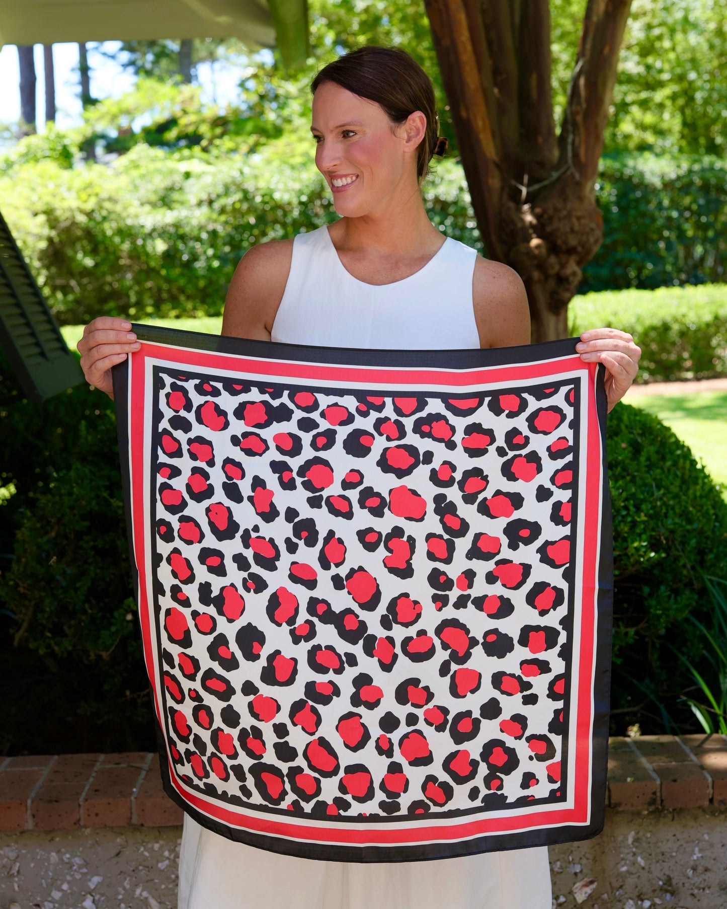 Meredith Spotted Scarf Medium Red Black