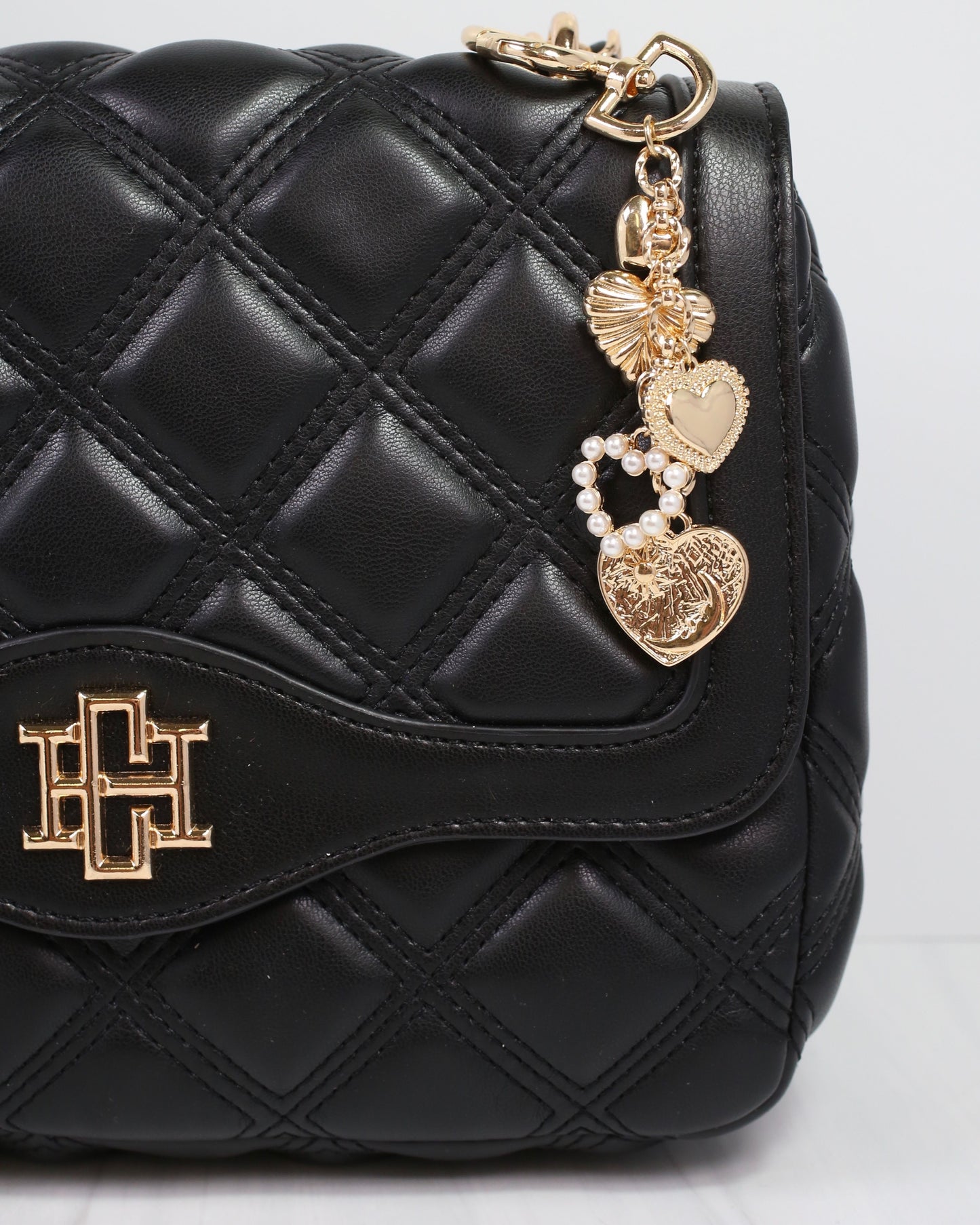 Queen of Hearts Bag Charm Gold