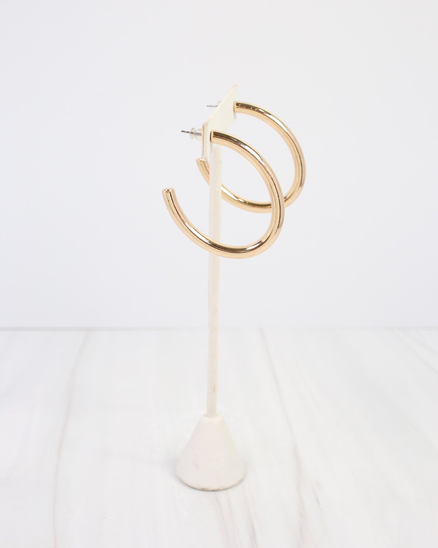 Messina Oval Hoop Earring Gold