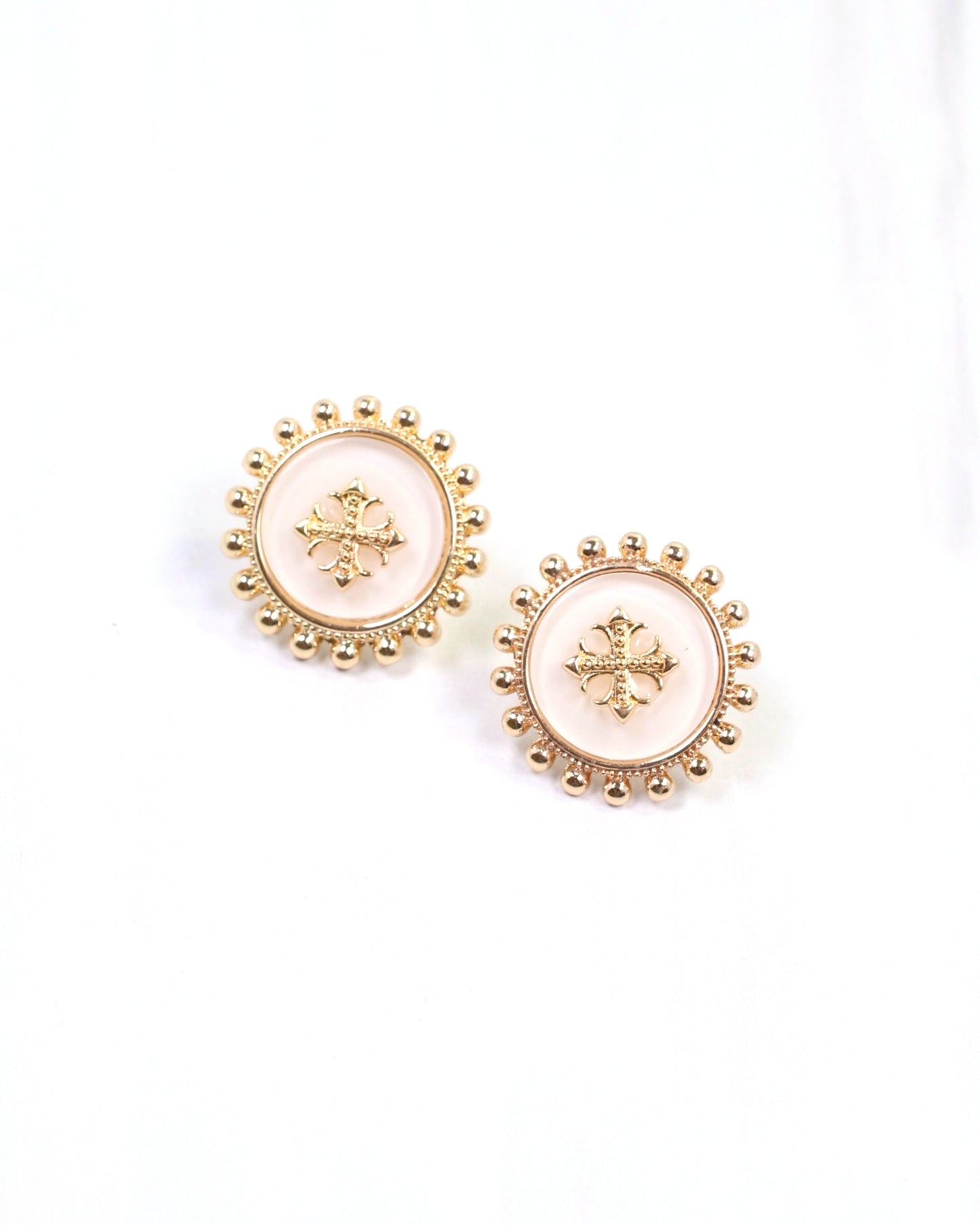 Kempsey Coin Stud Earring White