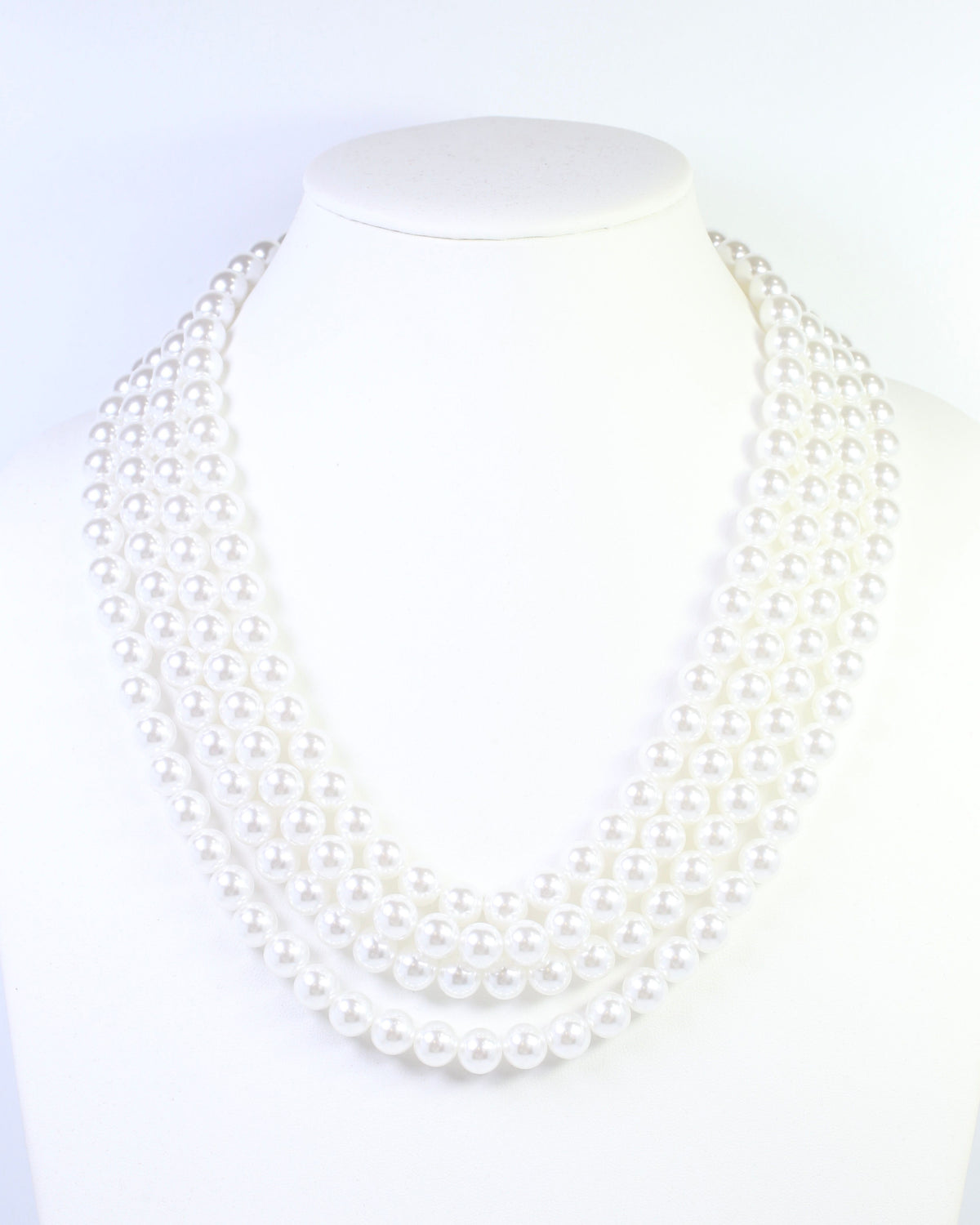 Micah Beaded Buckle Necklace Pearl