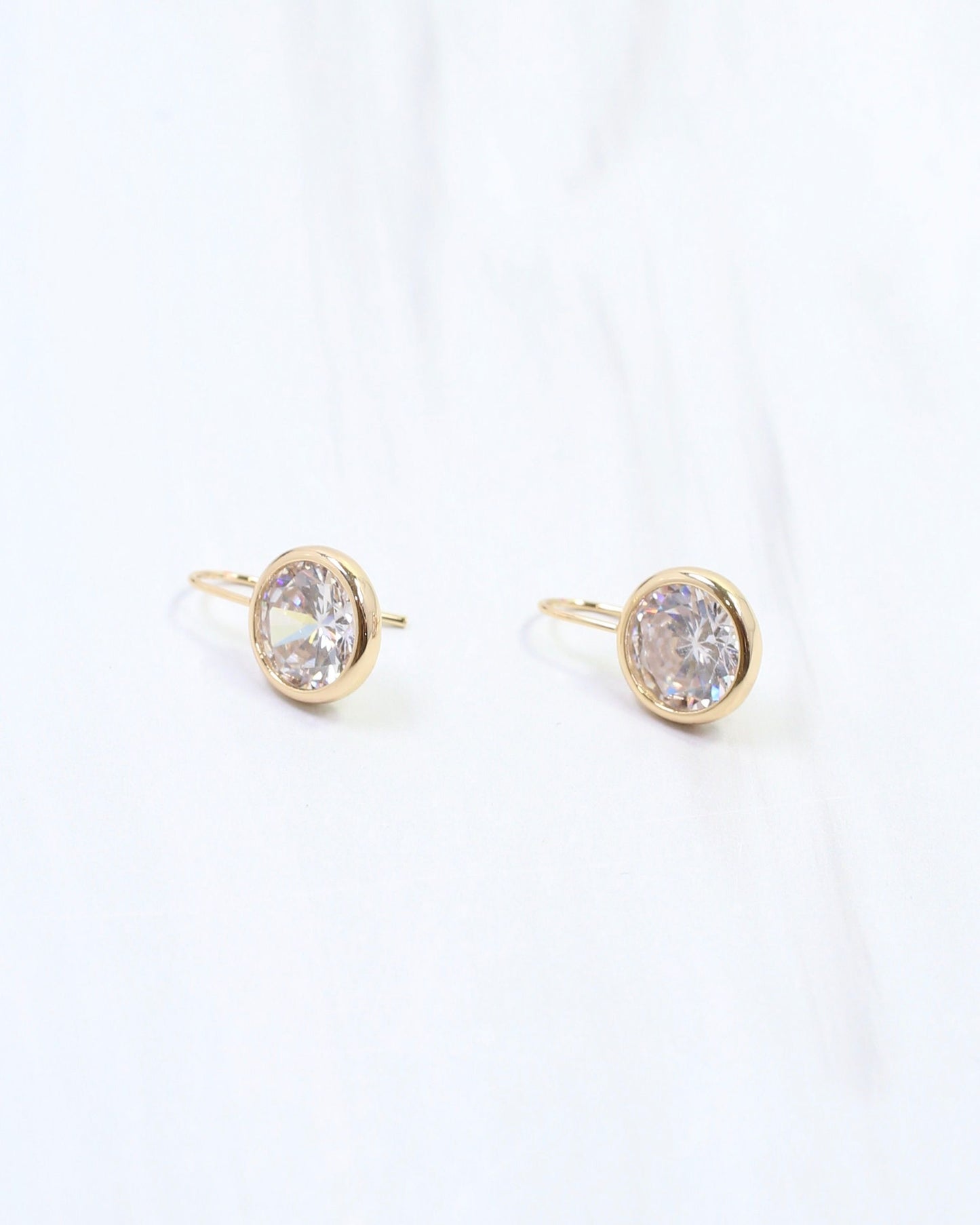 Ester Round CZ Fish Hook Earring WR Gold