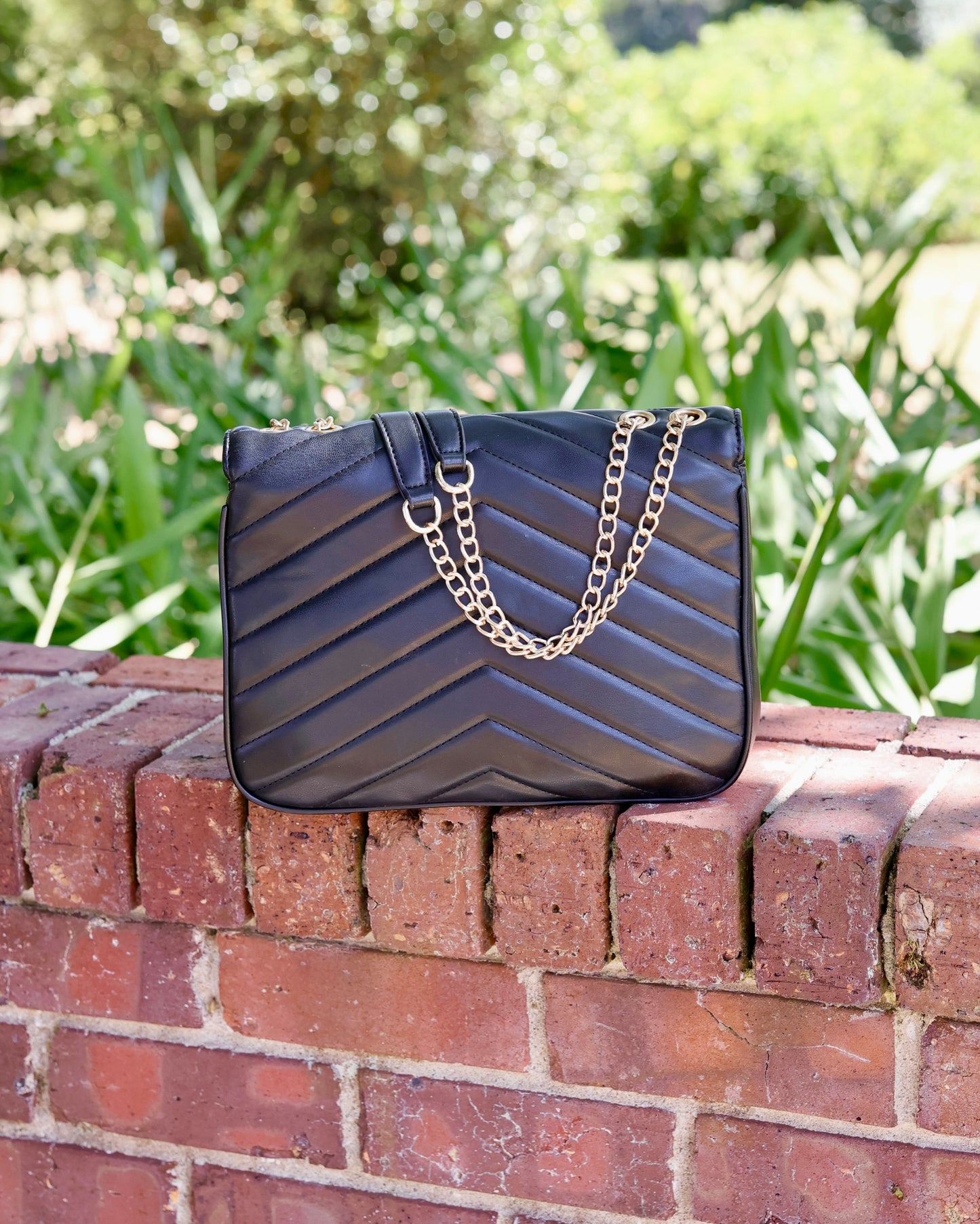 Mia Crossbody Bag Black VQ