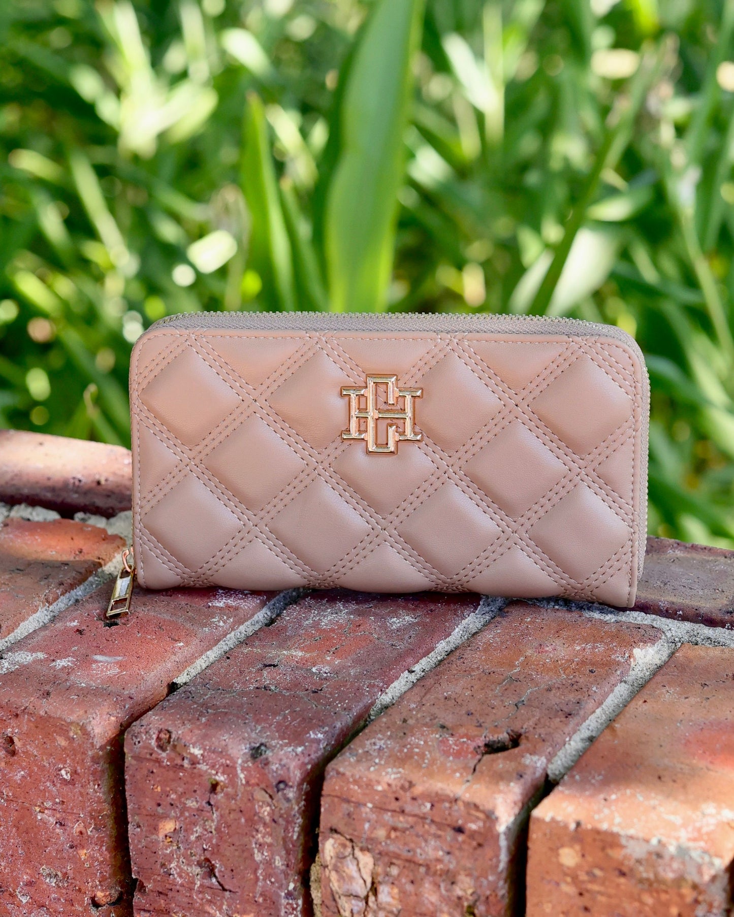 Penelope Wallet Latte DQ