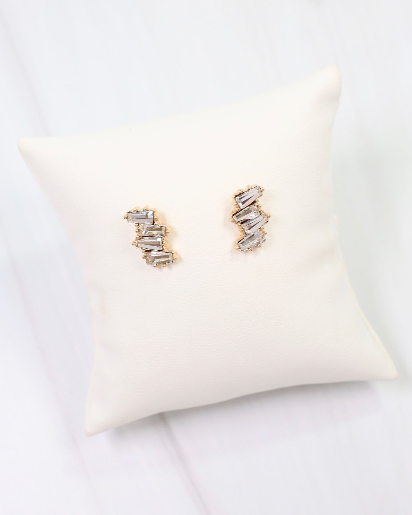 Hugo Crystal Drop Earring Gold