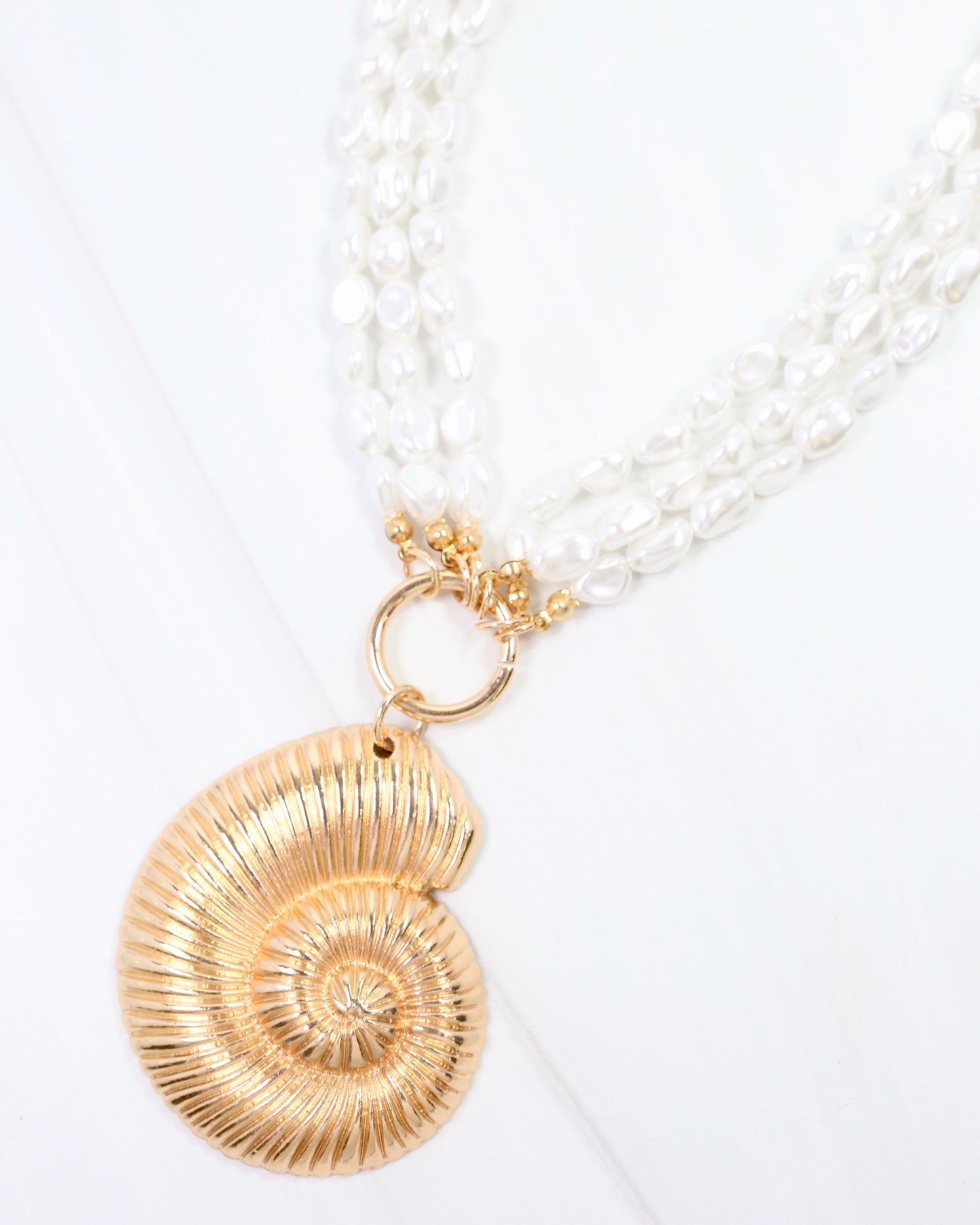 Caicos Layered Pearl Shell Necklace Cream