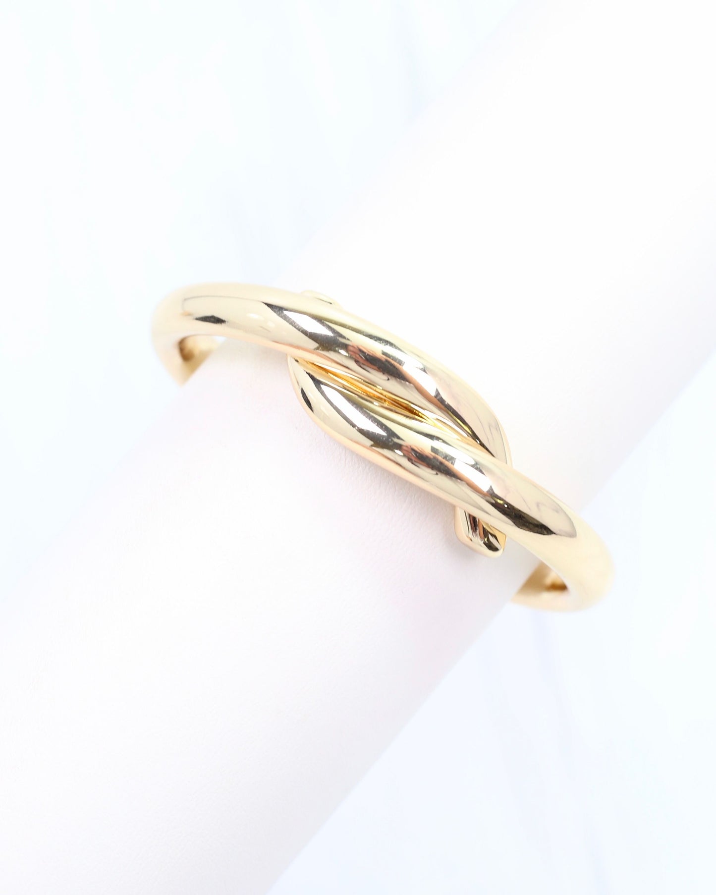 Alana Twist Hinged Bracelet Gold