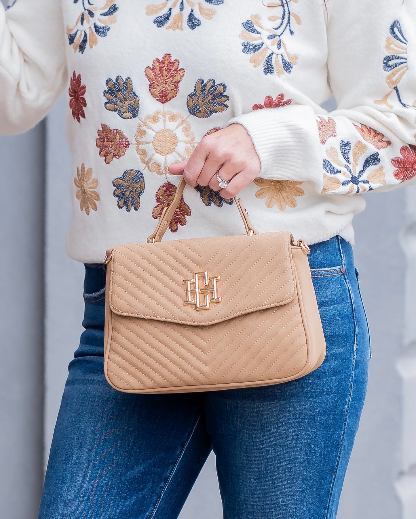 Sinclair Quilted Crossbody Latte S VQ