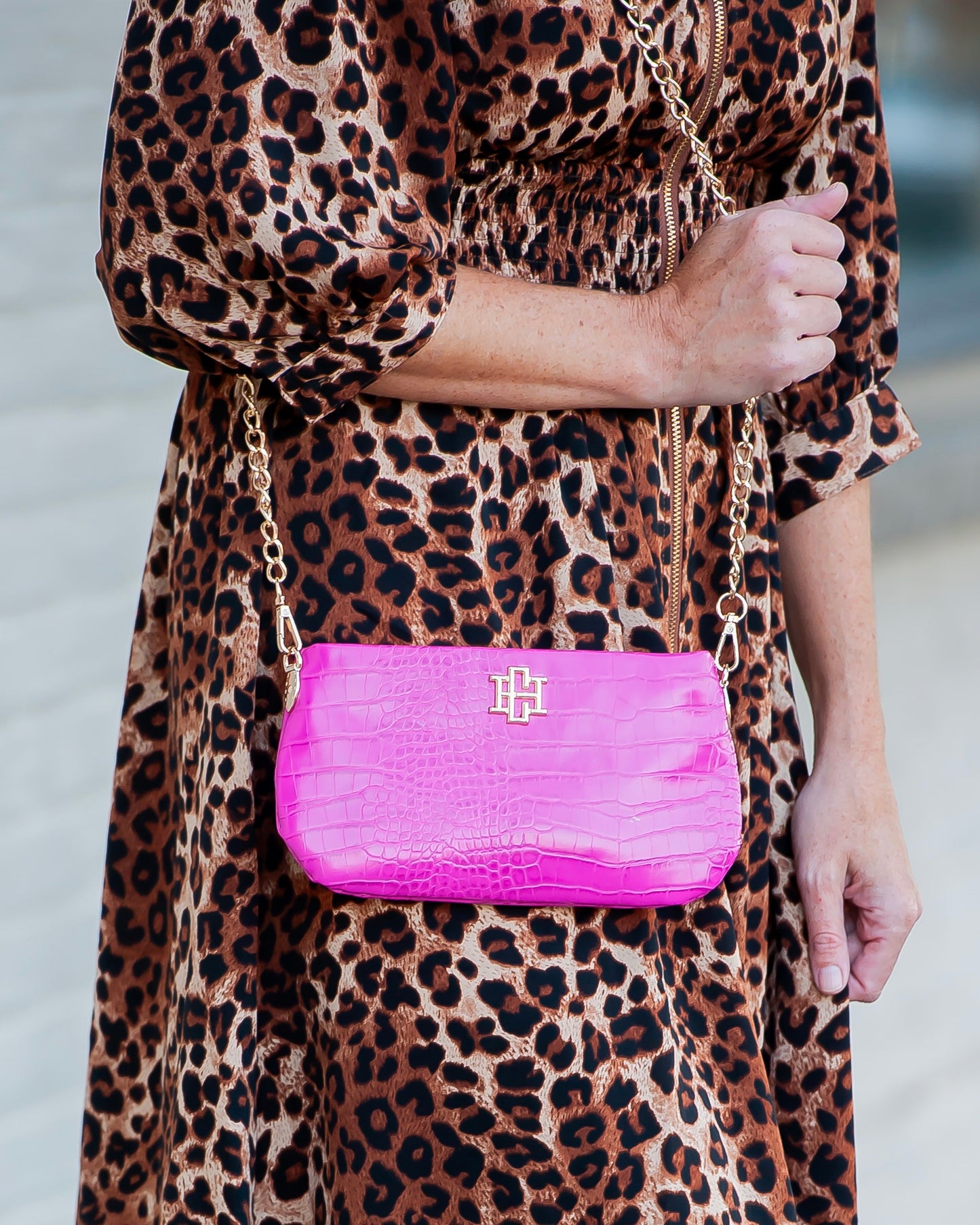 Livi Crossbody Hot Pink EC