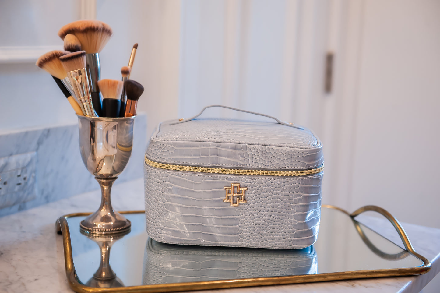 Hampton Train Case Baby Blue EC