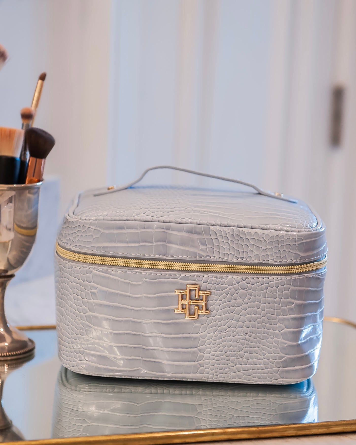 Hampton Train Case Baby Blue EC