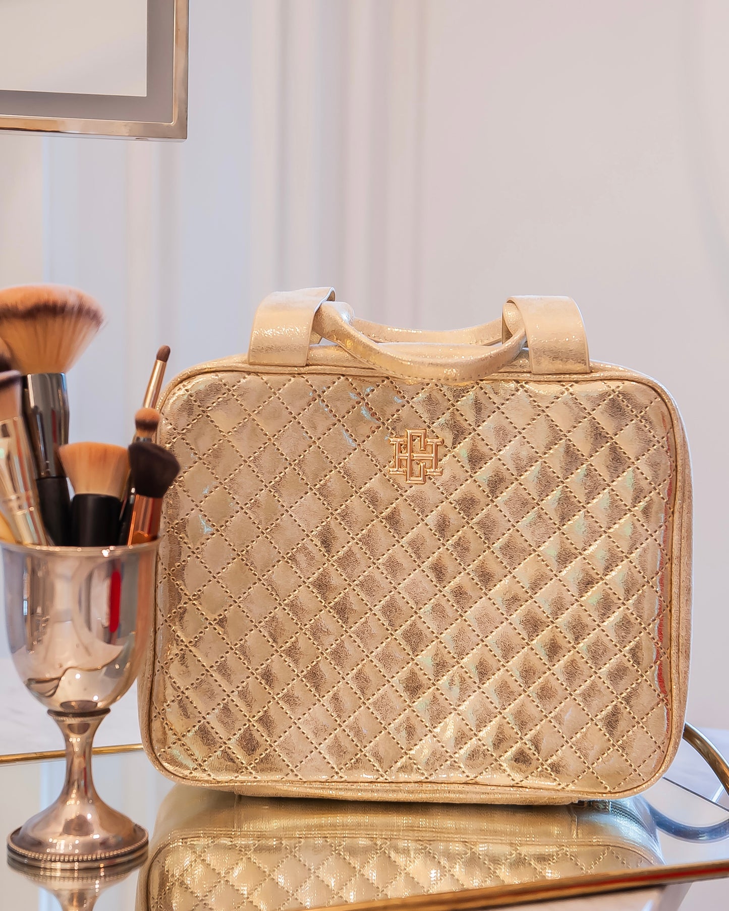 Punta Cana Large Case Champagne Pop