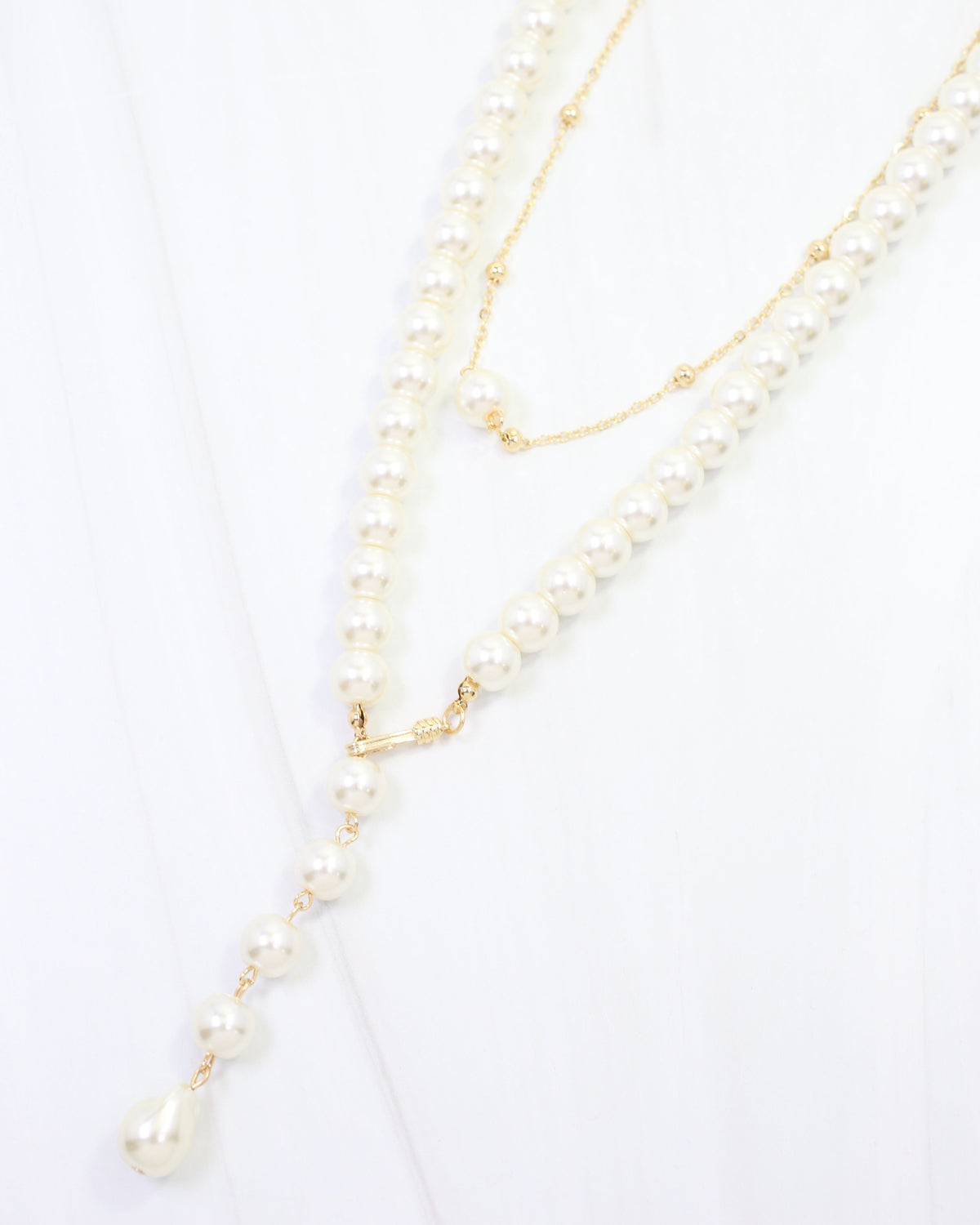 Libby Pearl Layered Y Necklace Cream