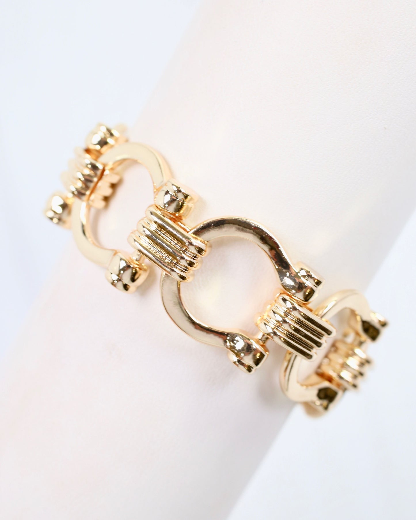 Ely Horsebit Chain Bracelet Gold