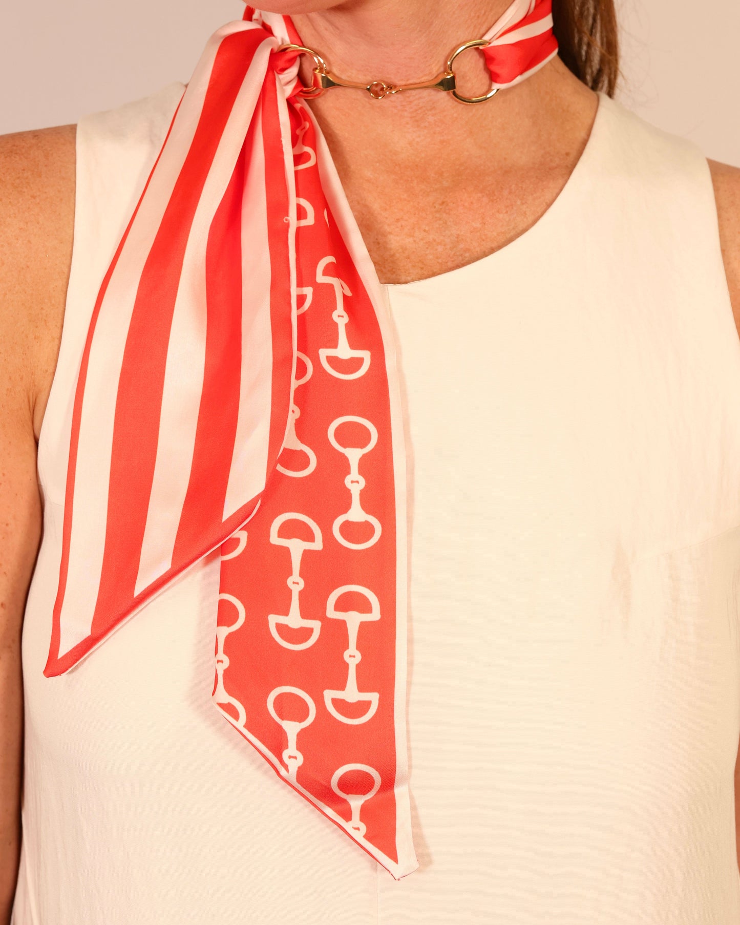 Ila Horsebit Scarf Necklace Red White