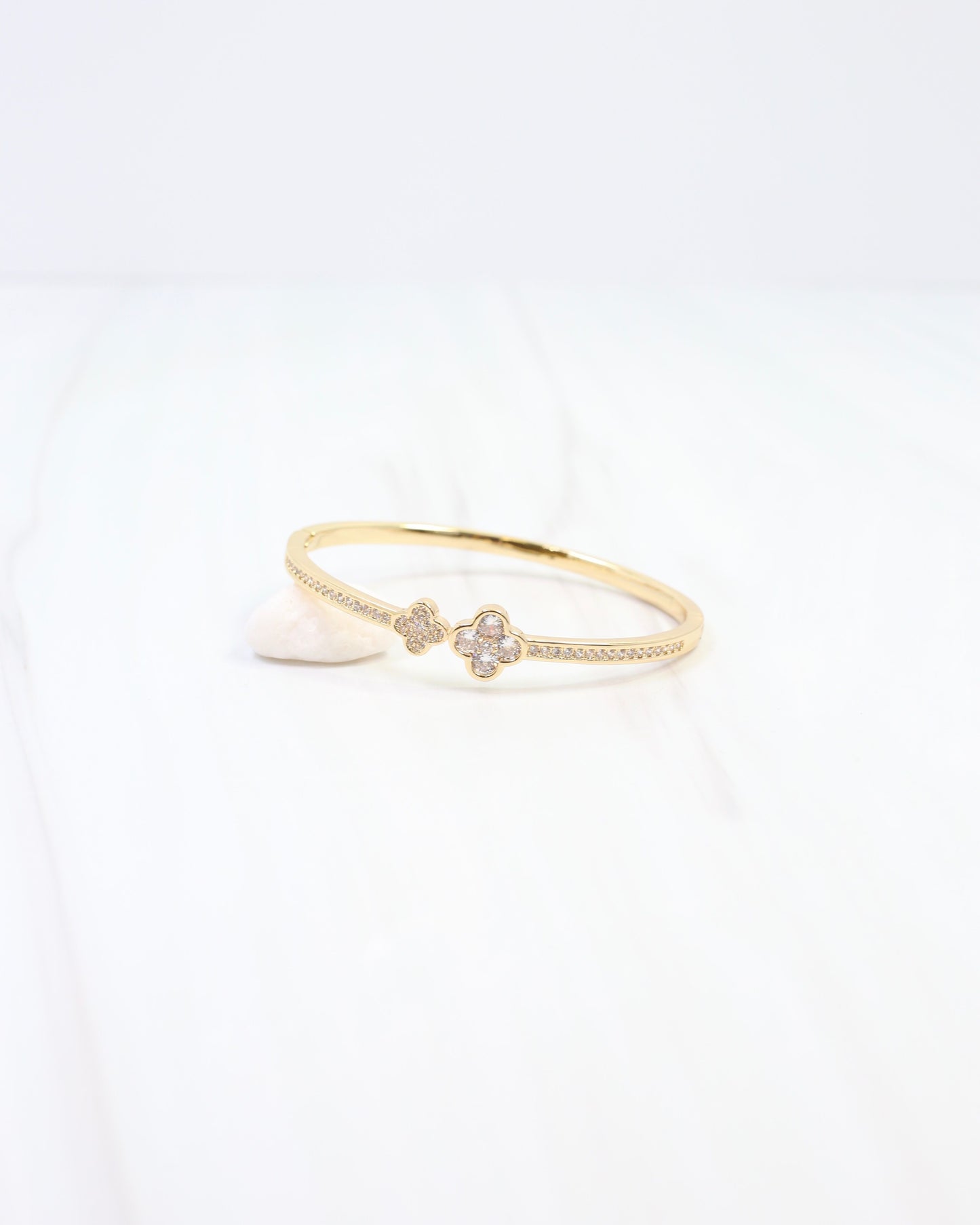 Passaic Clover CZ Hinge Bracelet WR Gold
