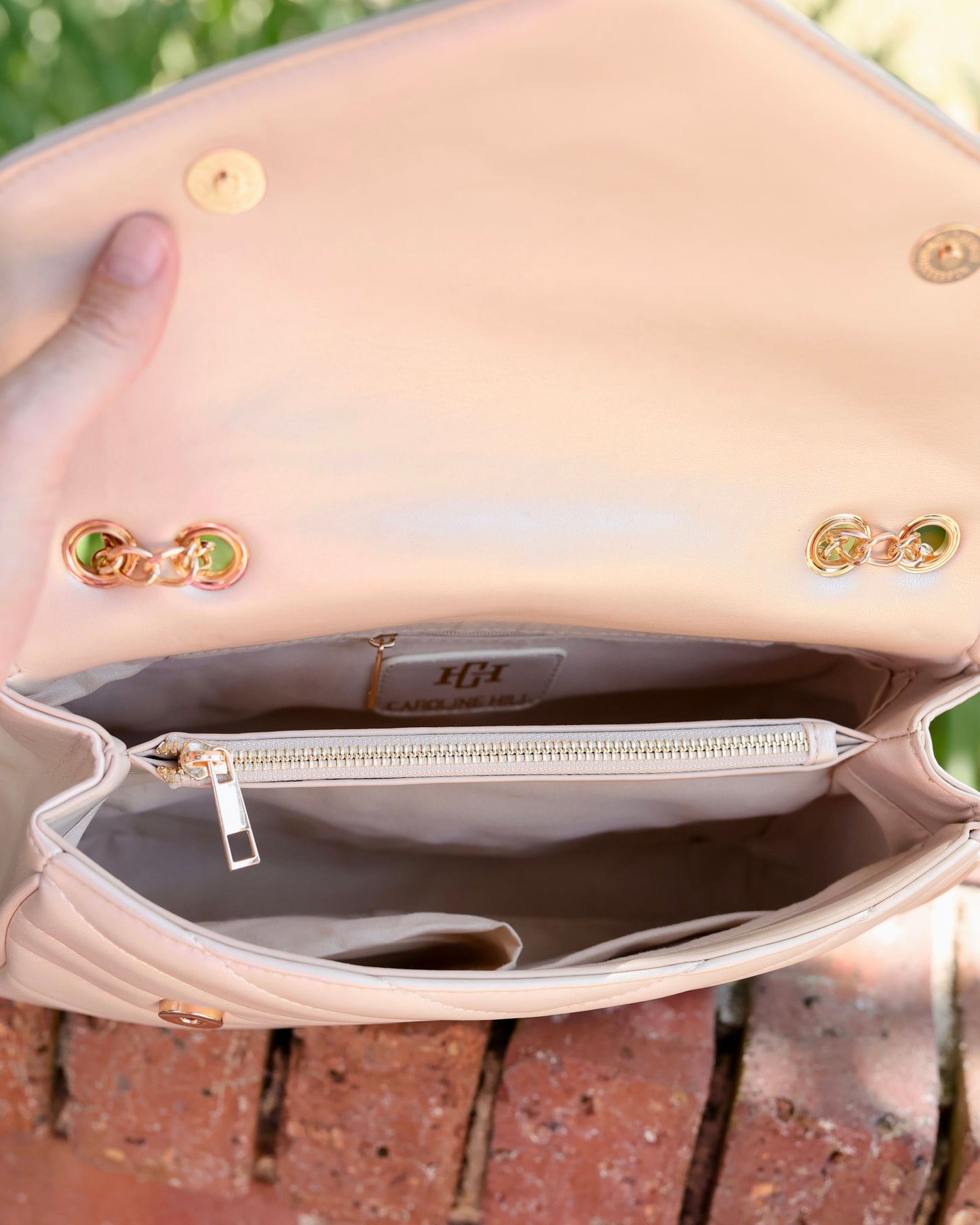 Mia Crossbody Bag Latte VQ