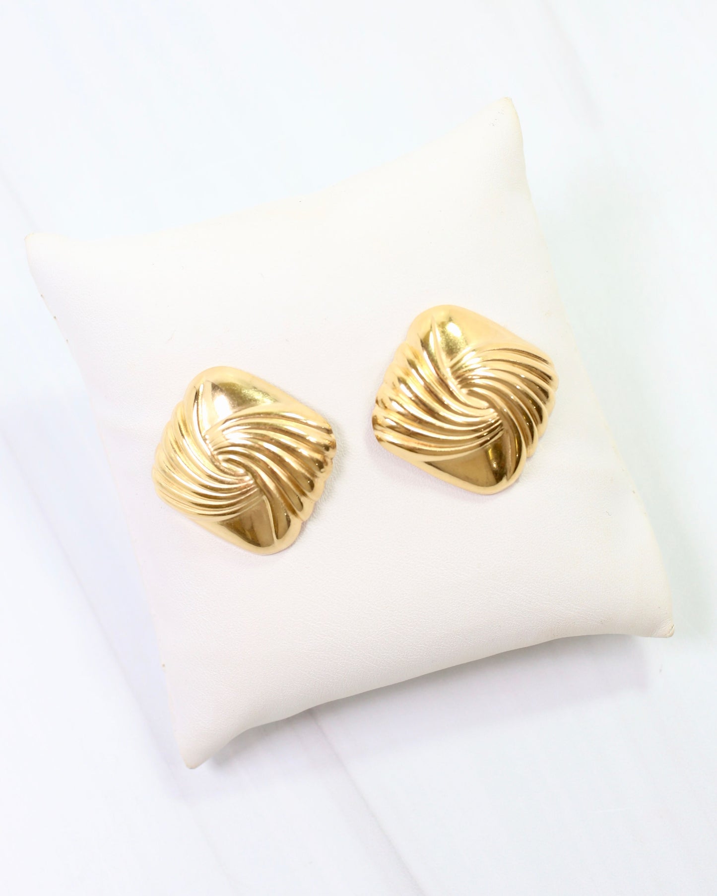 So Chic Square Earring Gold