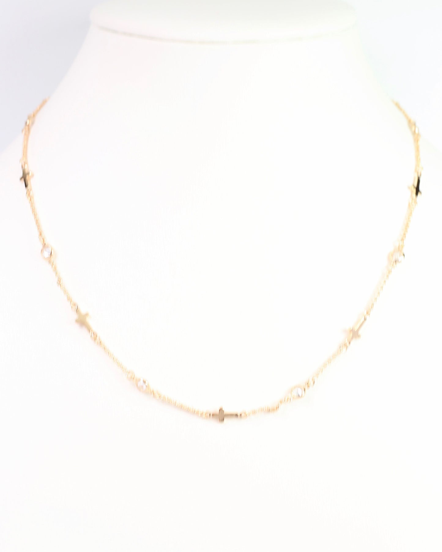 Eliza Cross Necklace Gold