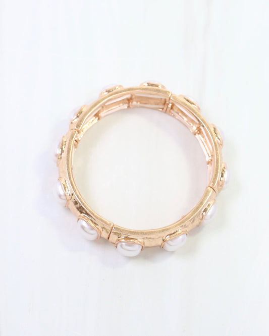 Allie Hammered Gold Stretch Bracelet Pearl
