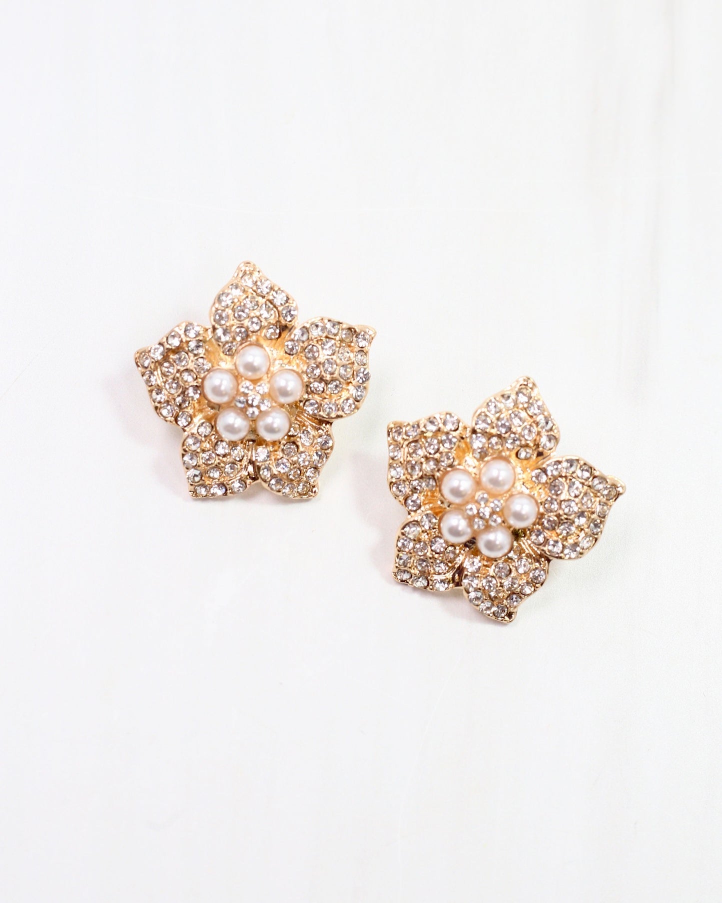 Pave Flower Post with Pearls Gold