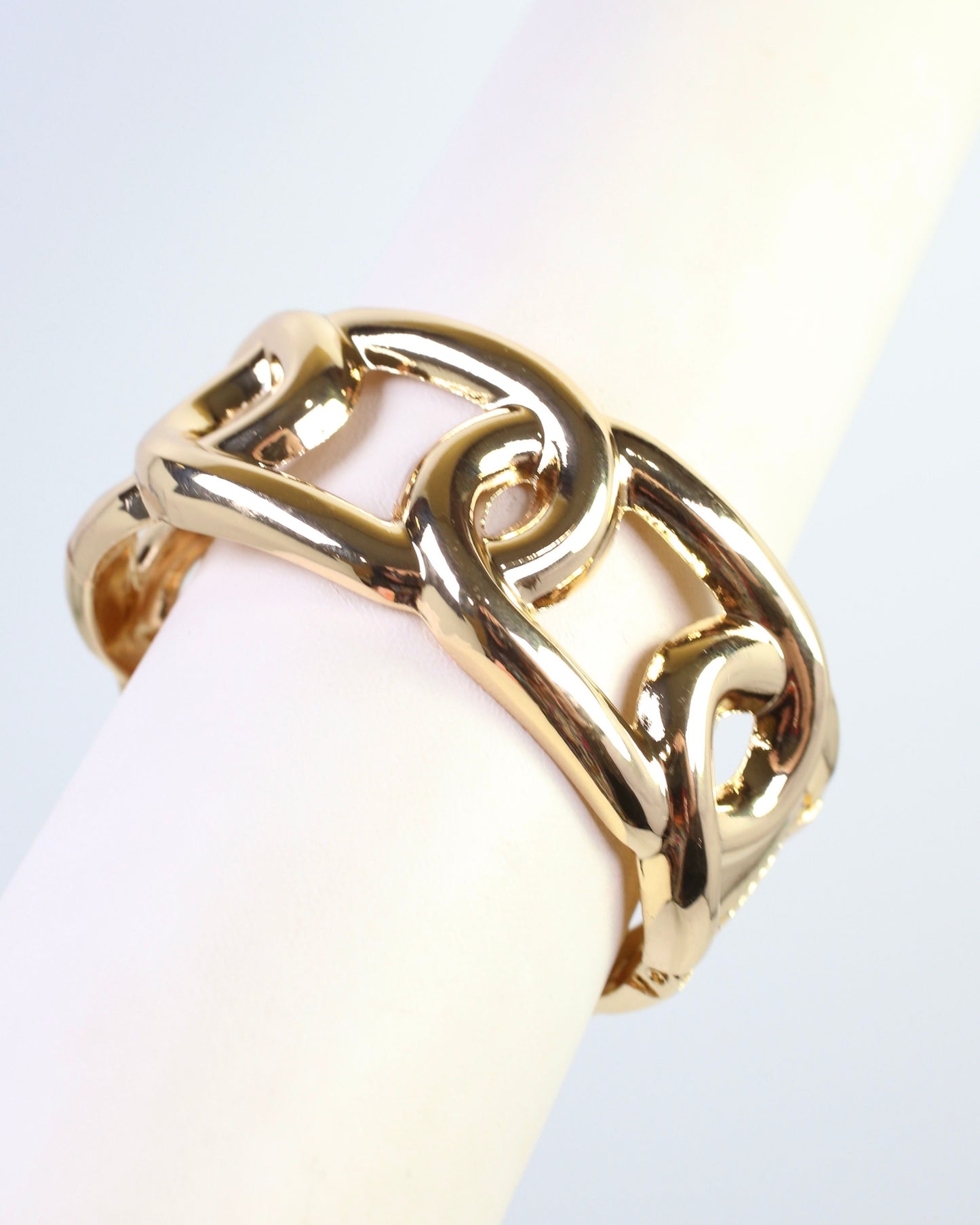 Jean Link Hinged Bangle Bracelet Gold
