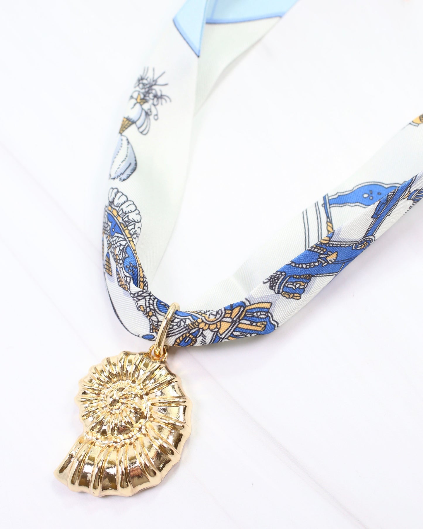 New Haven Nautilus Charm Gold