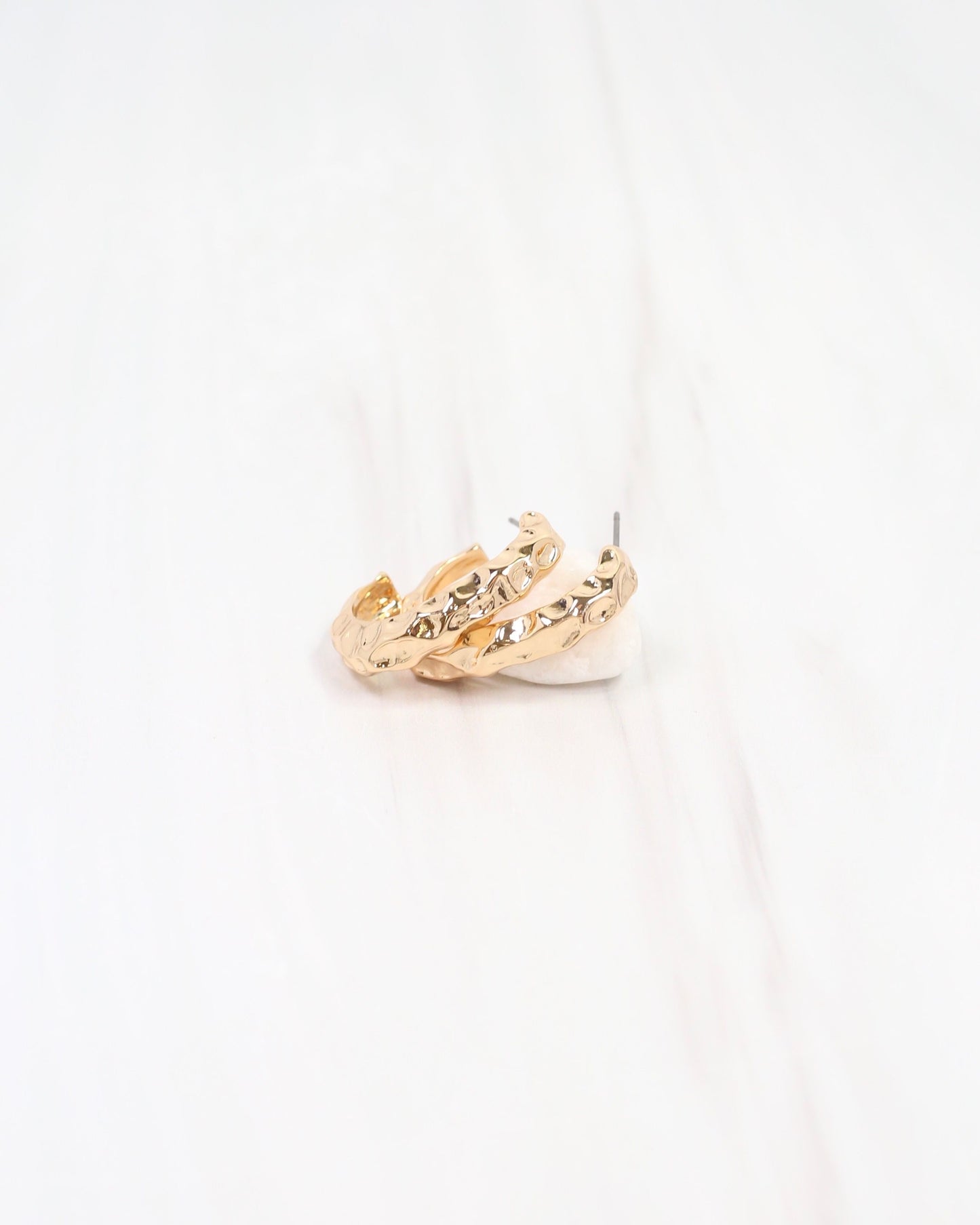 Taranto Hammered Hoop Earring Gold