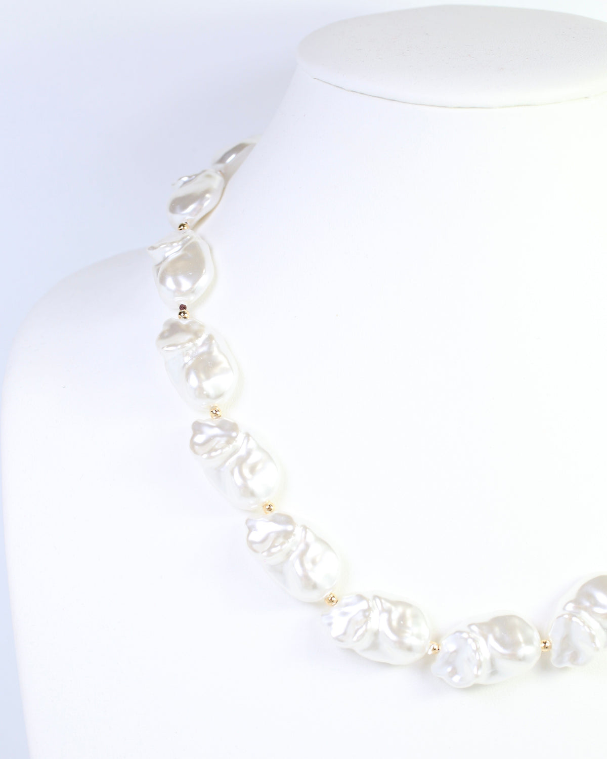 Paulina Pearl Necklace Cream
