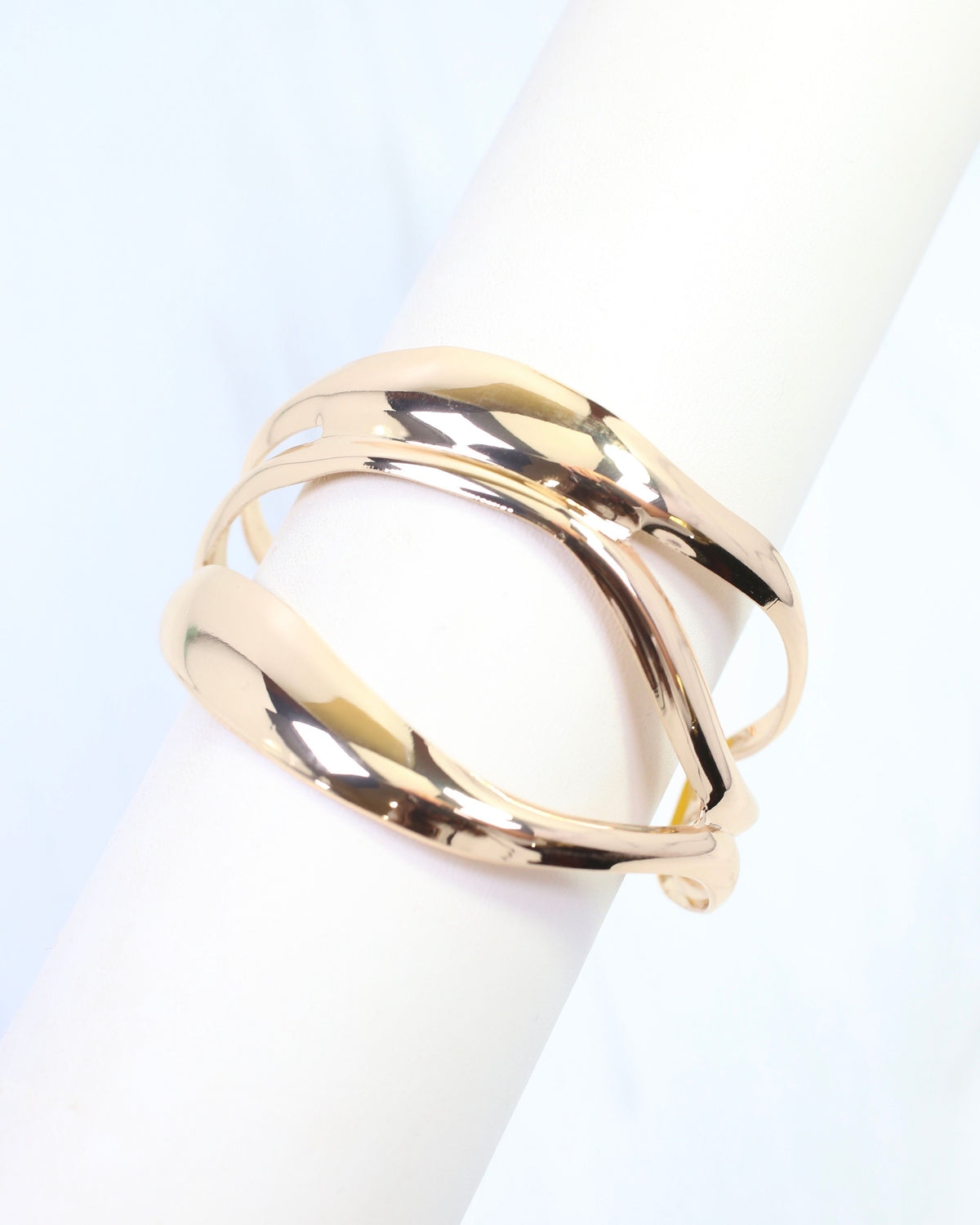 Kara Wavy Cuff Bracelet Gold