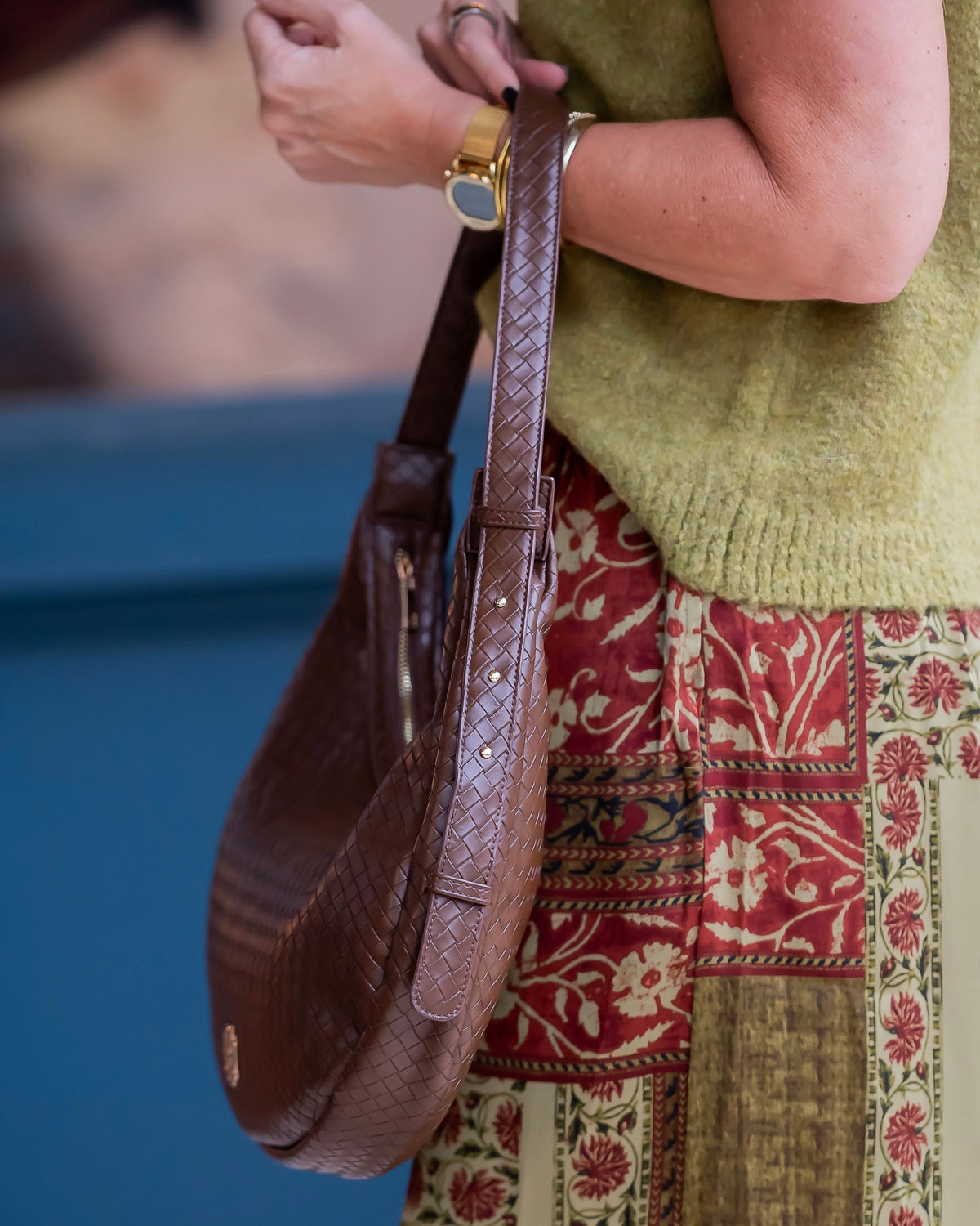 Winslow Curved Bag Woven Chocolate