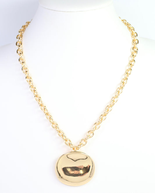 Andover Oval Charm Link Necklace Gold
