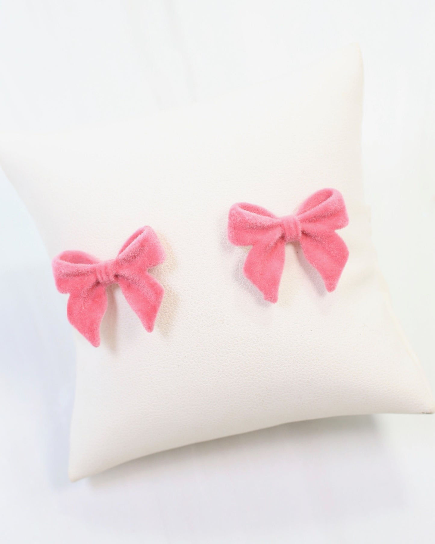 Angelina Velvet Bow Earring Pink