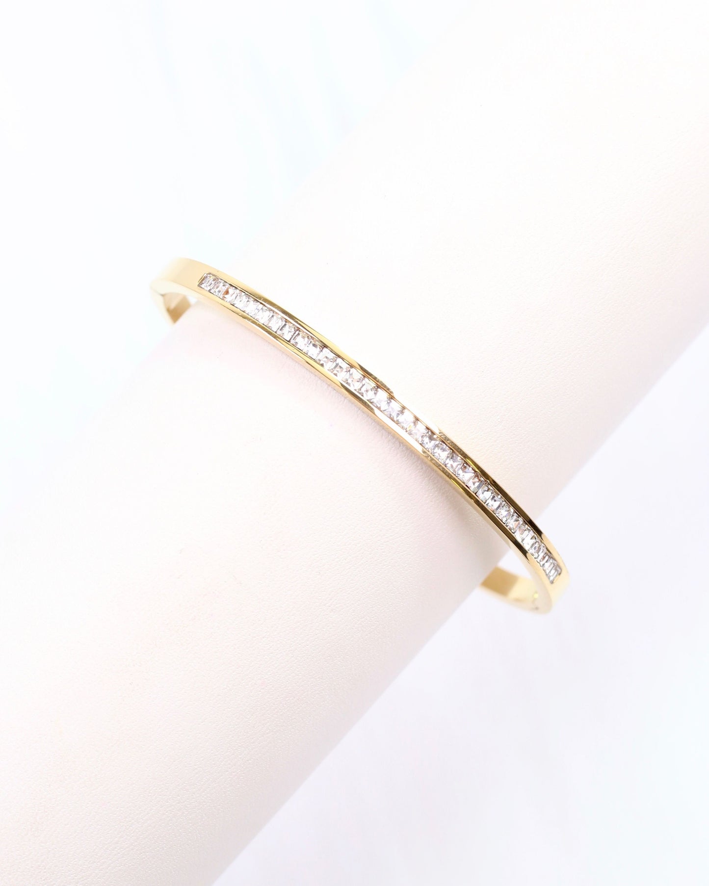 Nell Bangle Bracelet Gold
